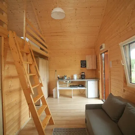 Letniskowe Mala Mewa בית נופש Wapnica (West Pomeranian)